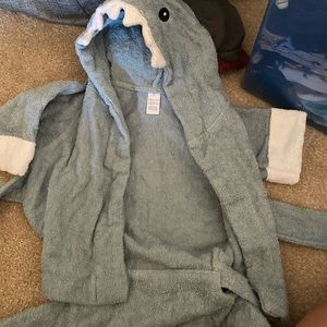 Baby shark robe